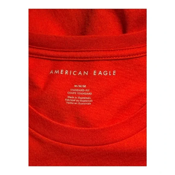 American Eagle Red Gift Cards Graphic T Shirt Mens Medium Crew Neck Short Sleeve - Picture 4 of 7